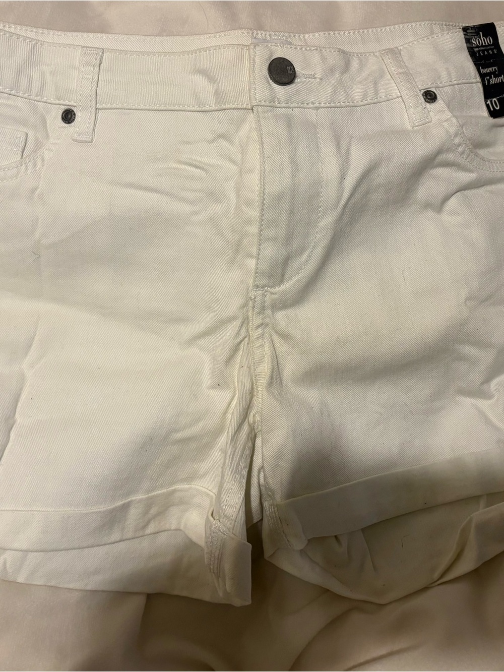 Soho Men's White Flat-Front Cotton Shorts